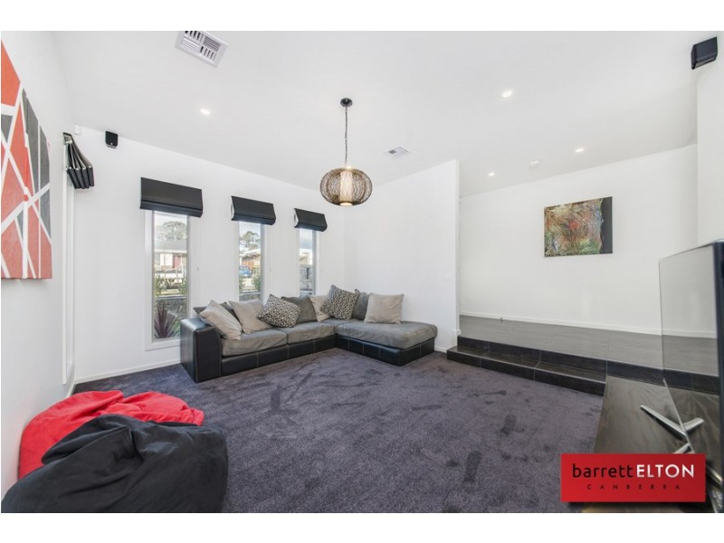 6 Benalla Street, Crace ACT 2911