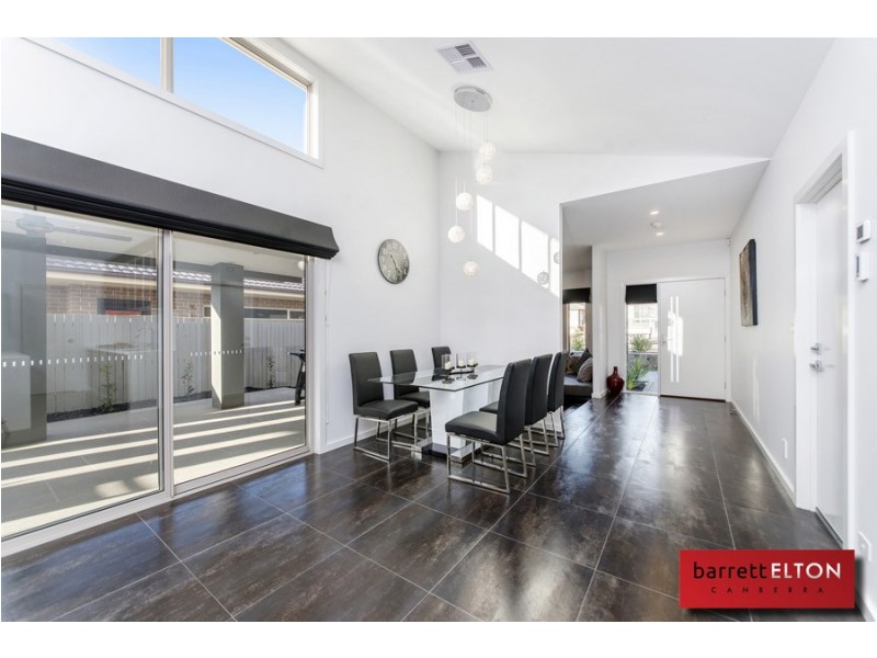 6 Benalla Street, Crace ACT 2911