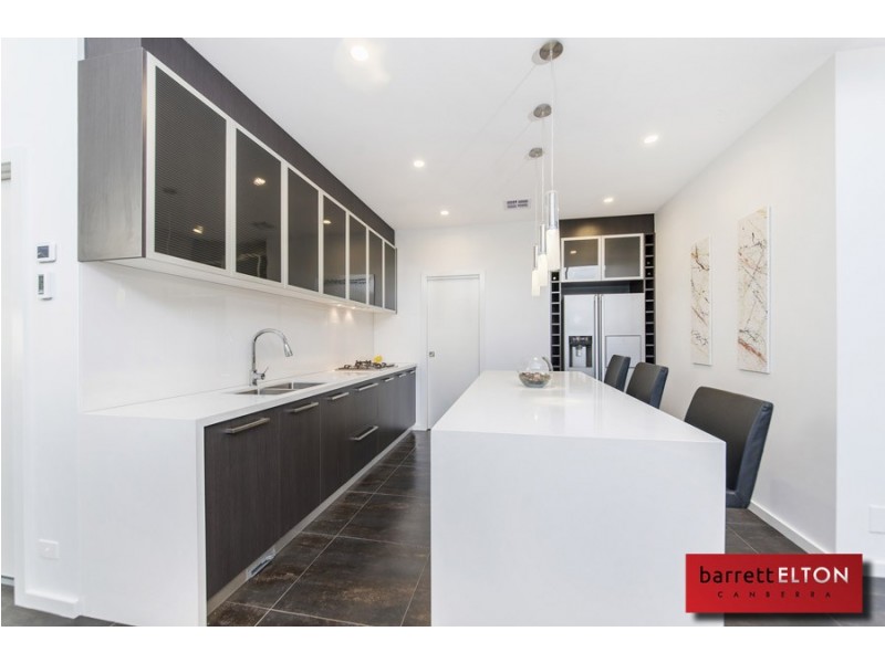 6 Benalla Street, Crace ACT 2911