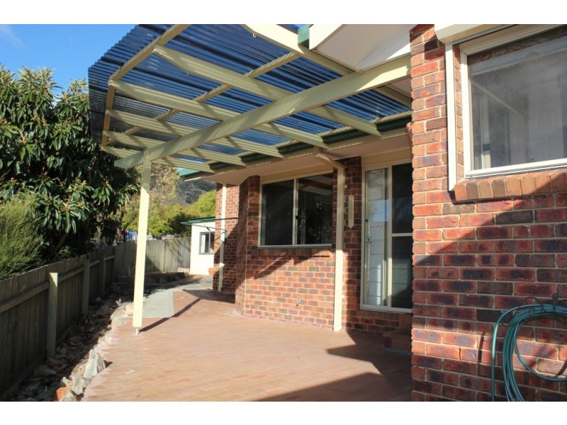 1/80 Bellchambers Crescent, Banks ACT 2906
