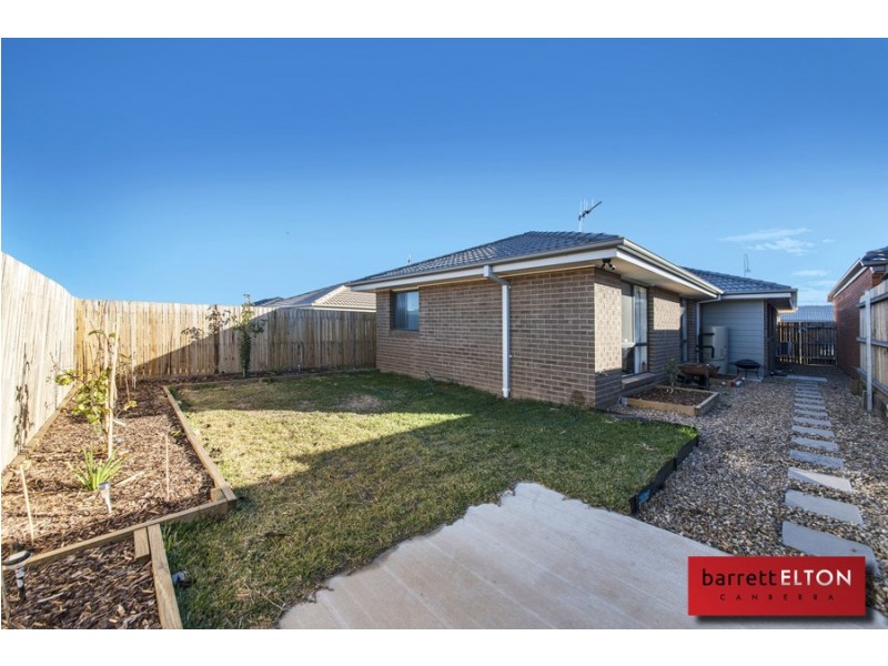 166 Macfarlane Burnet Avenue, Macgregor ACT 2615