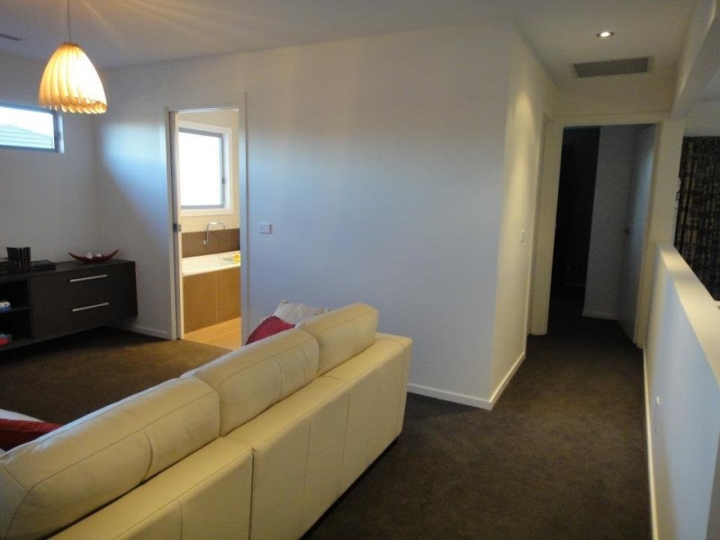 13 Horneville Street, Forde ACT 2914