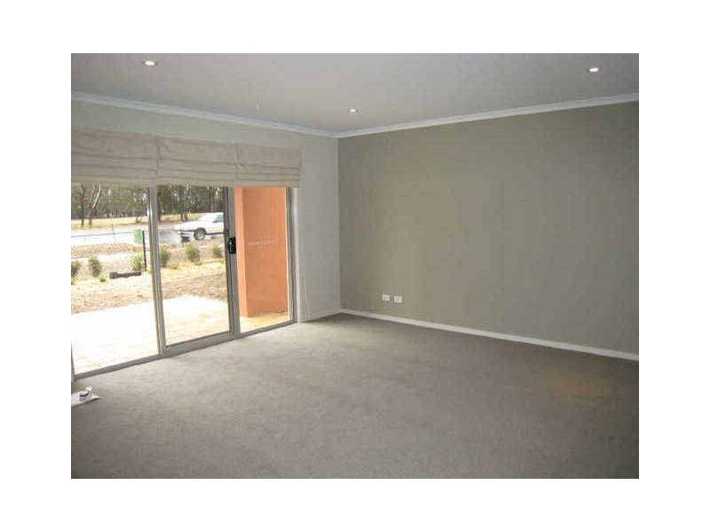 54 Aspinall Street, Watson ACT 2602