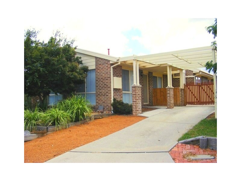 6 Bimbiang Crescent, Ngunnawal ACT 2913