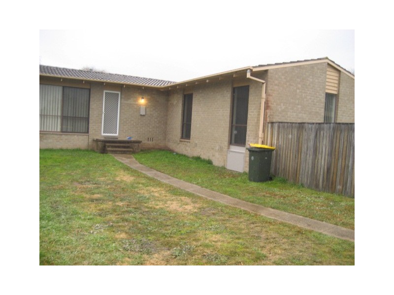 10 Kerr Place, Charnwood ACT 2615