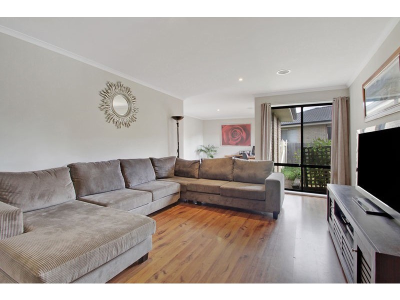 12 Lovely Close, Dunlop ACT 2615