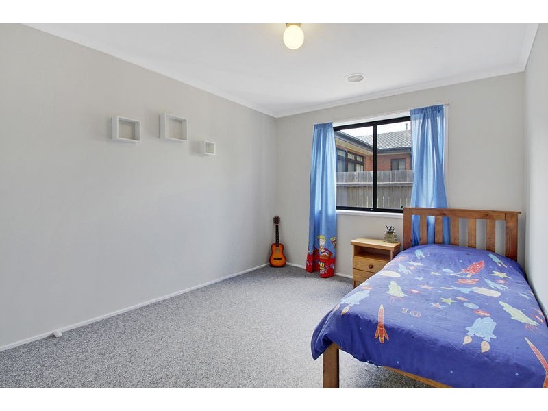 12 Lovely Close, Dunlop ACT 2615