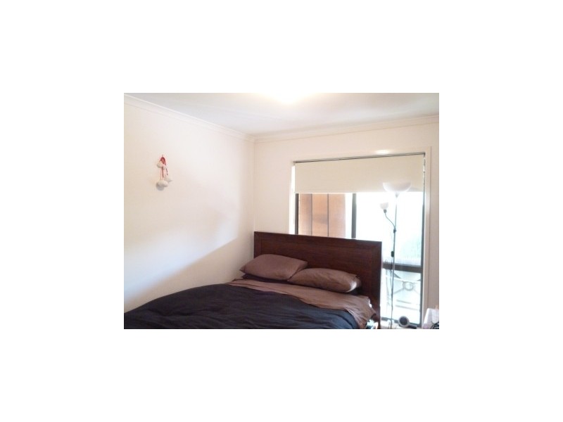 32 Polwarth Street, Dunlop ACT 2615