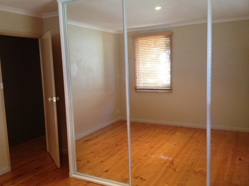 76 O’Loghlen Street, Latham ACT 2615