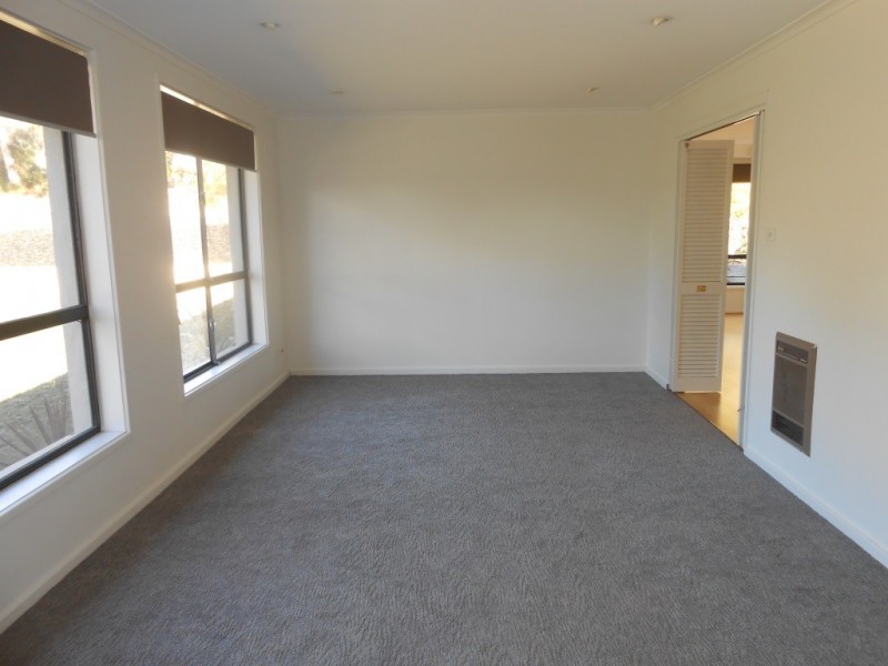 1 Moir Place, Fraser ACT 2615