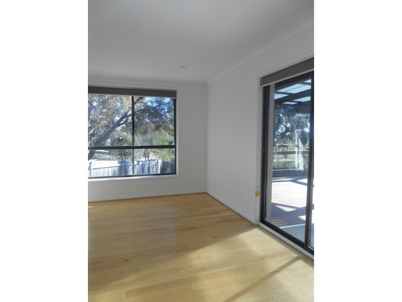 1 Moir Place, Fraser ACT 2615
