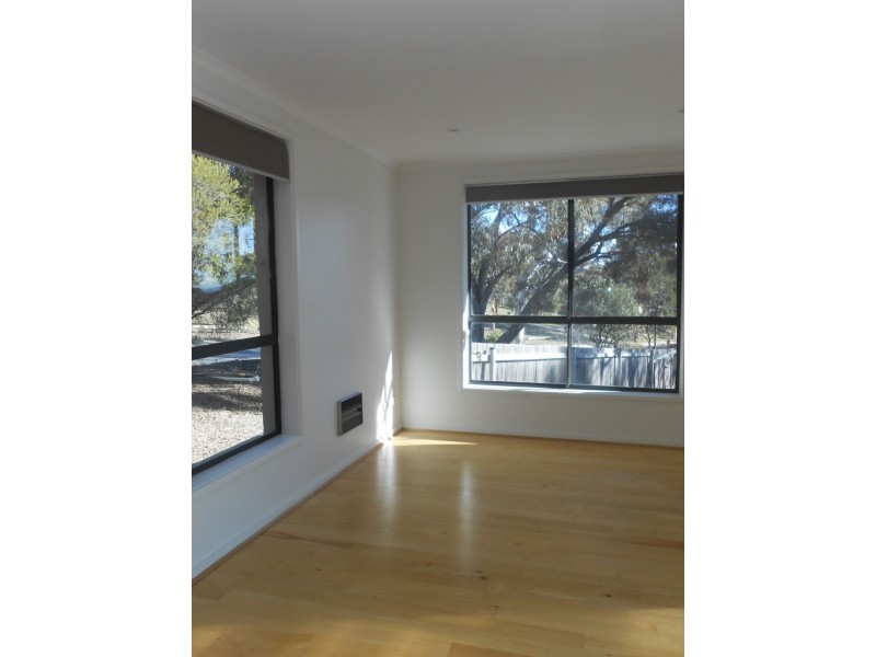 1 Moir Place, Fraser ACT 2615