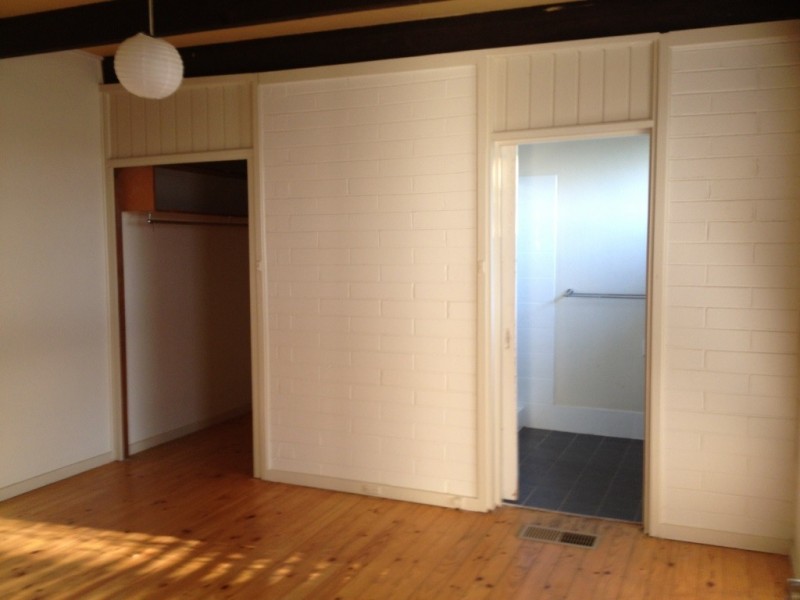 11 Gidabal Street, Aranda ACT 2614