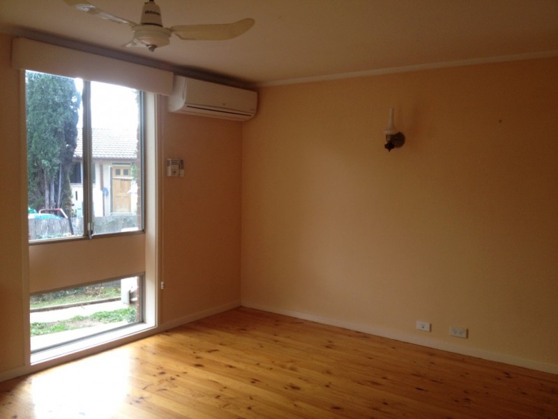 16 Trumper Street, Holt ACT 2615