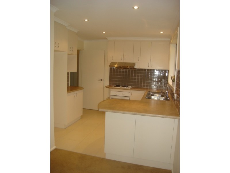 70 Degraves Crescent, Wanniassa ACT 2903