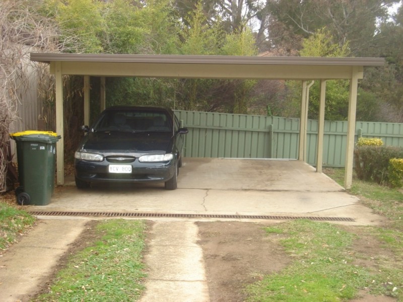 70 Degraves Crescent, Wanniassa ACT 2903