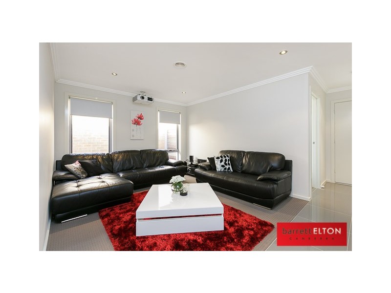 37 Leslie Dwyer Street, Forde ACT 2914