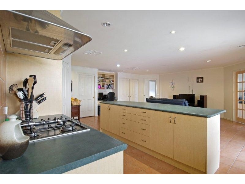 18 Ikara Close, Dunlop ACT 2615