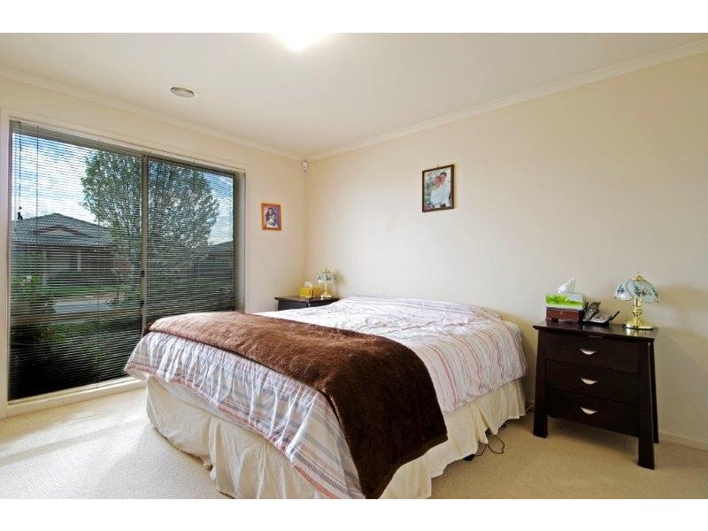 18 Ikara Close, Dunlop ACT 2615