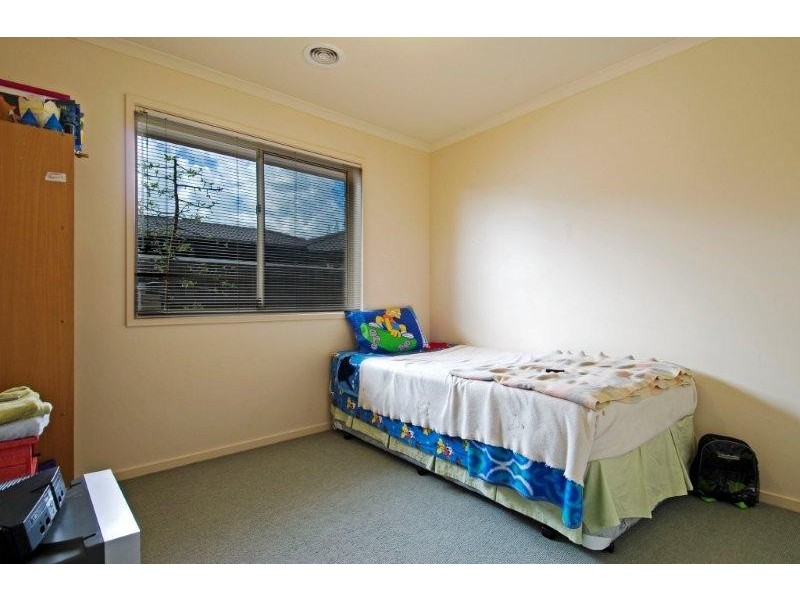 18 Ikara Close, Dunlop ACT 2615