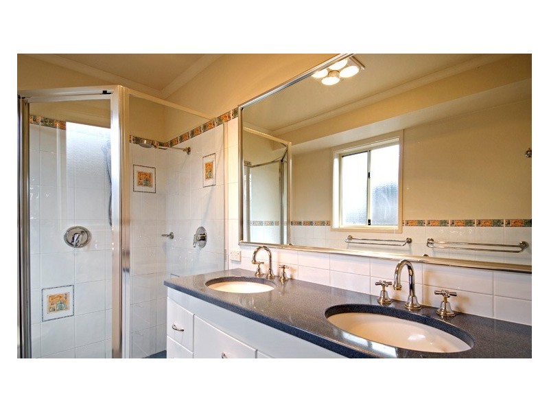 18 Ikara Close, Dunlop ACT 2615