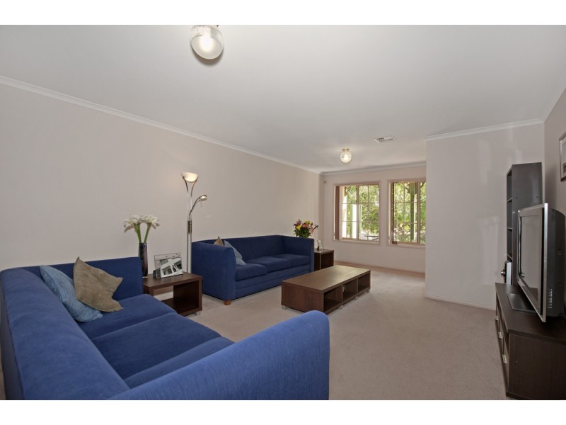 2 Watchorn Close, Holt ACT 2615