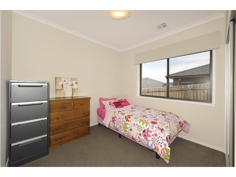 9 Gourgaud Street, Casey ACT 2913