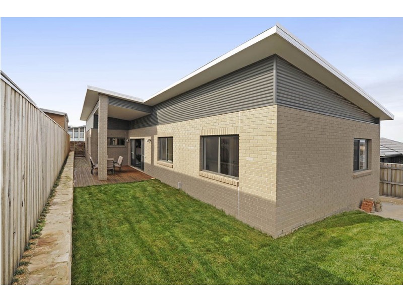 9 Gourgaud Street, Casey ACT 2913