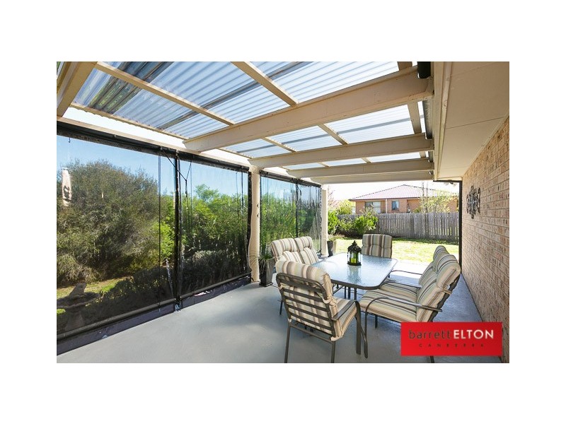 6 Fairlight Street, Dunlop ACT 2615