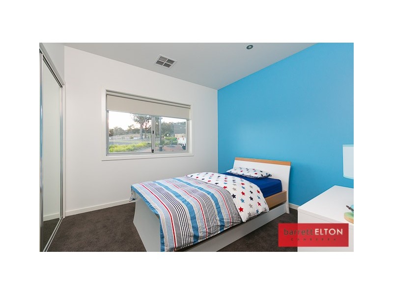 6 Kevin Curtis Crescent, Casey ACT 2913