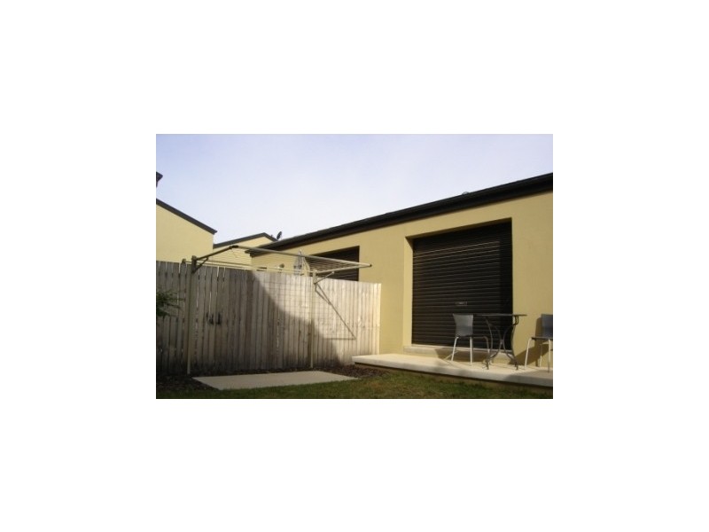 77 Alice Cummins, Gungahlin ACT 2912