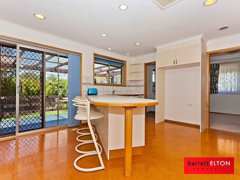 17 Phoenix Place, Giralang ACT 2617