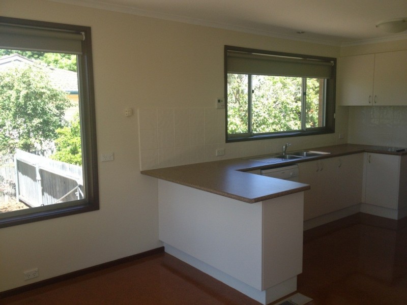 352 Southern Cross Drive, Macgregor ACT 2615