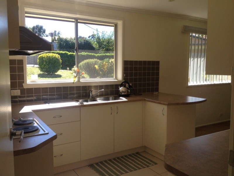 70 Degraves Crescent, Wanniassa ACT 2903