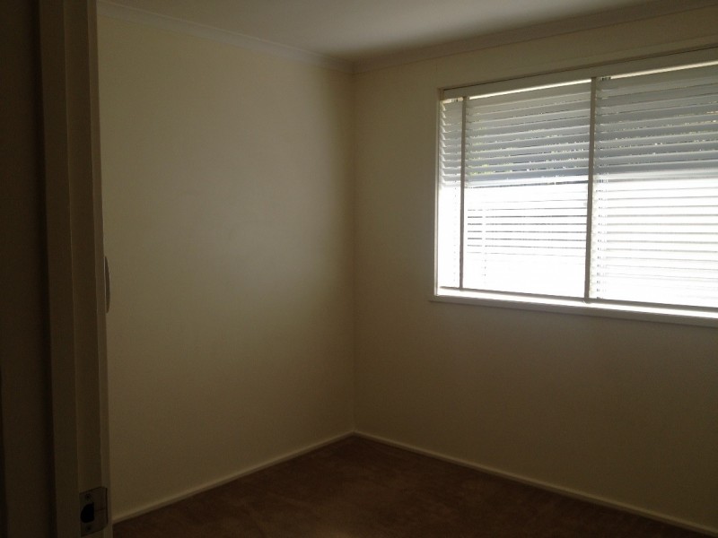 70 Degraves Crescent, Wanniassa ACT 2903