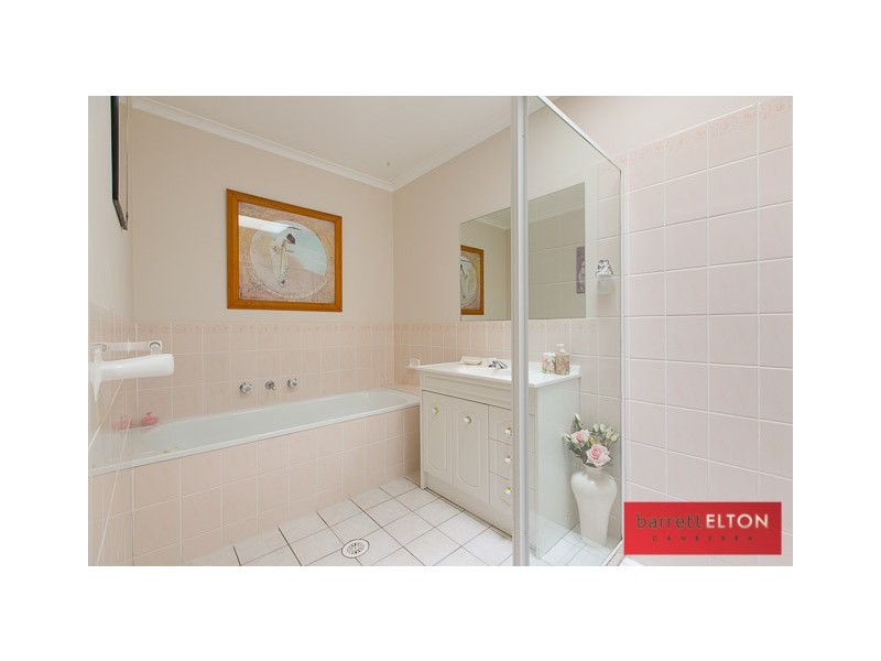 16 Kilburn Close, Dunlop ACT 2615