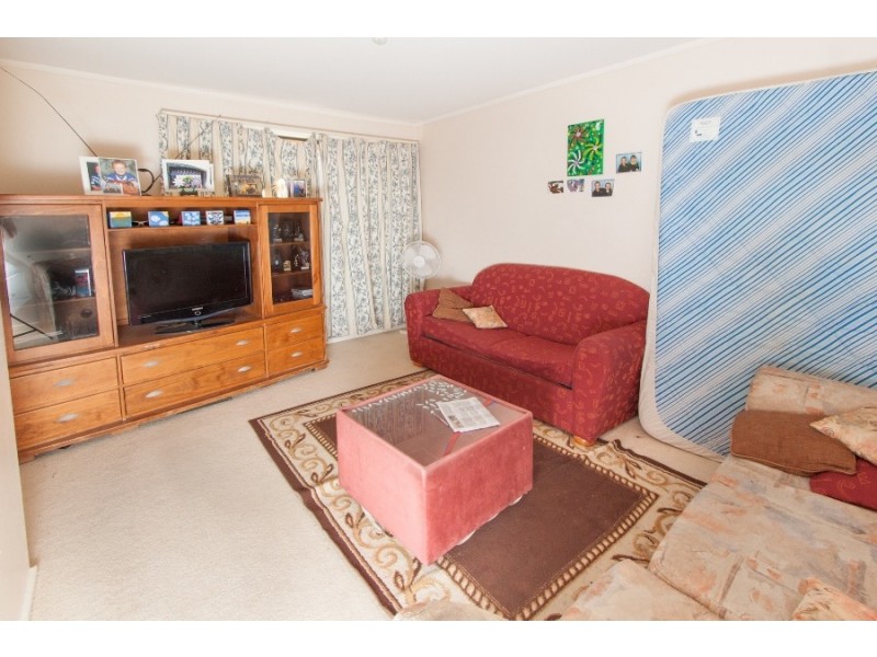 5 Carss Place, Charnwood ACT 2615