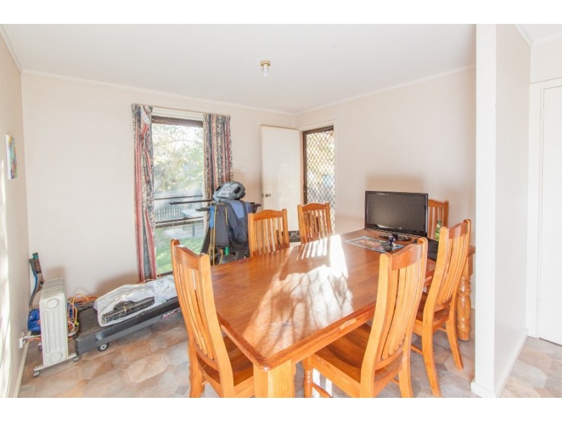 5 Carss Place, Charnwood ACT 2615