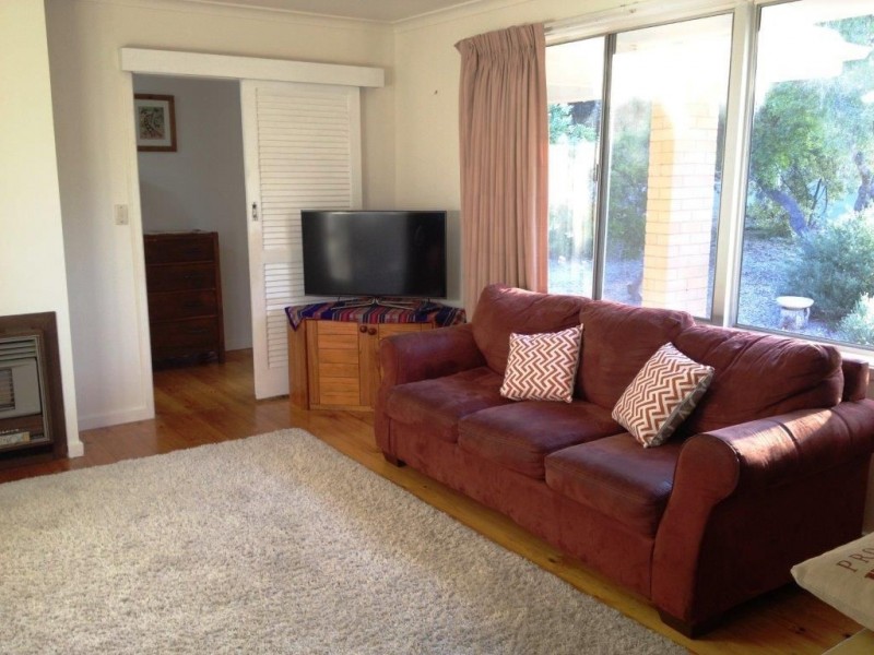 8 Bundey Street, Higgins ACT 2615