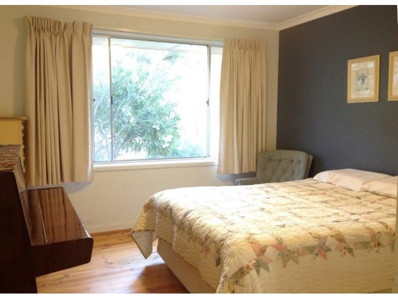 8 Bundey Street, Higgins ACT 2615