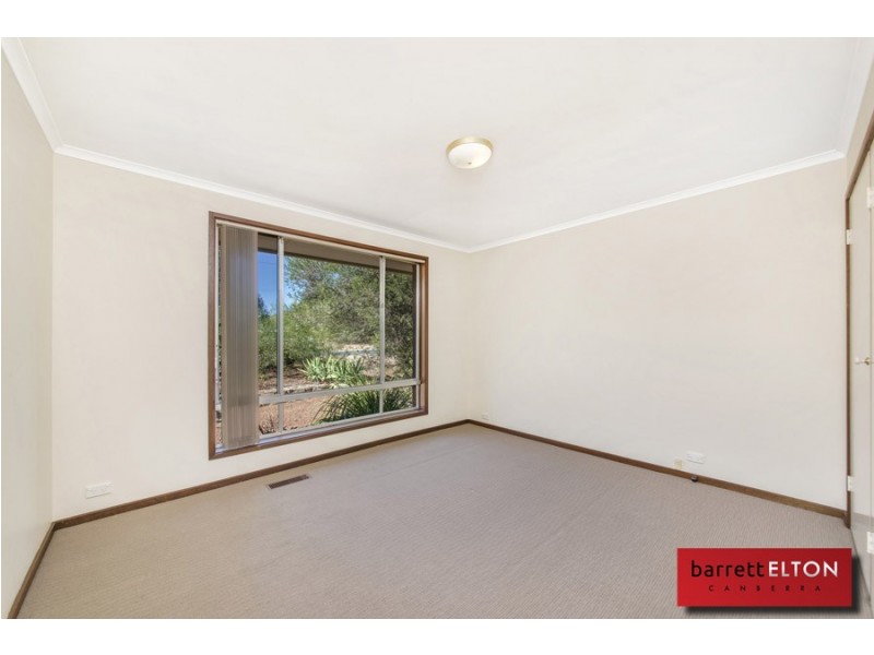 352 Southern Cross Drive, Macgregor ACT 2615
