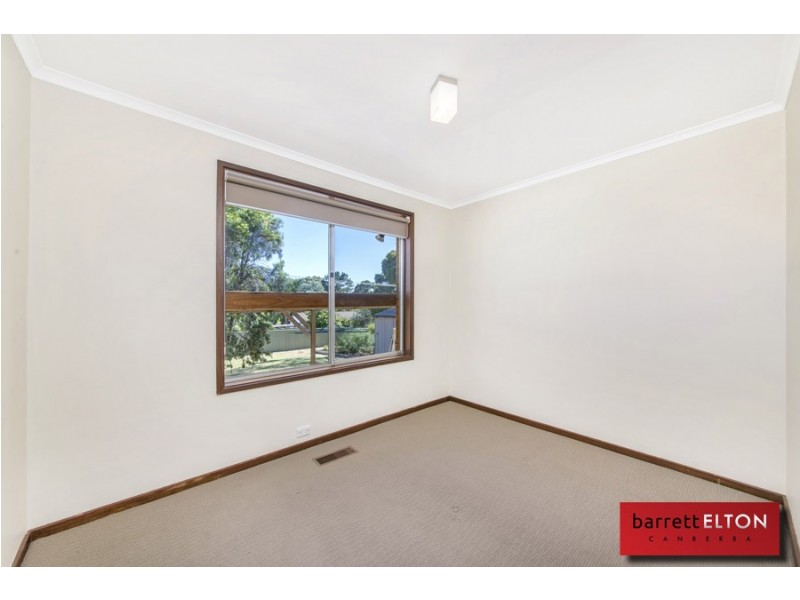 352 Southern Cross Drive, Macgregor ACT 2615