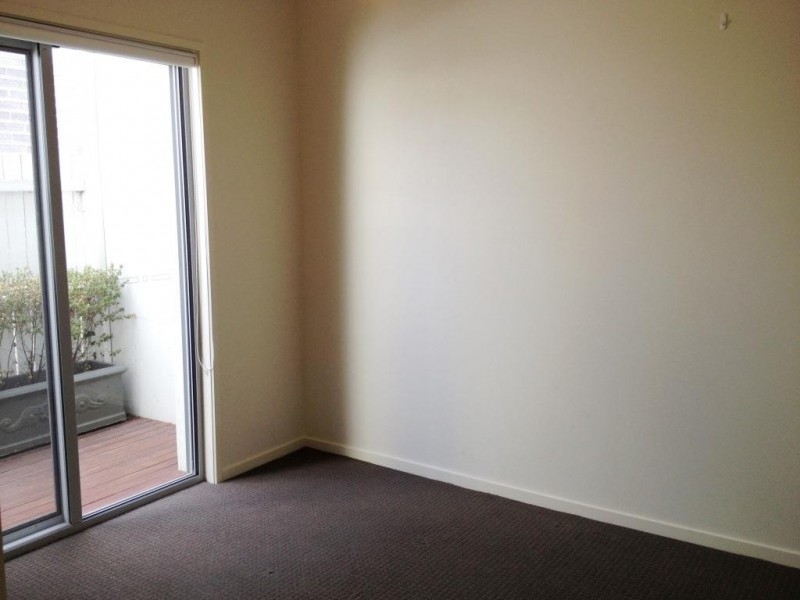 28 Loma Rudduck Street, Forde ACT 2914