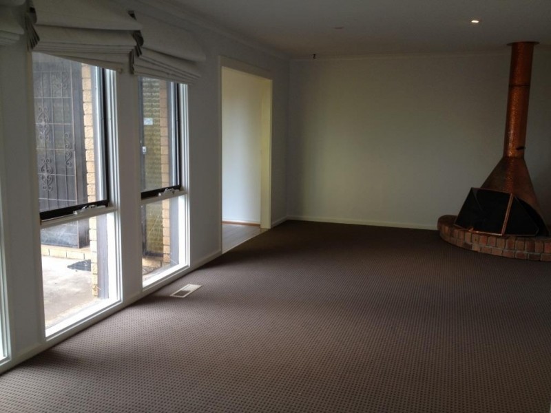 2 Oats Place, Kambah ACT 2902