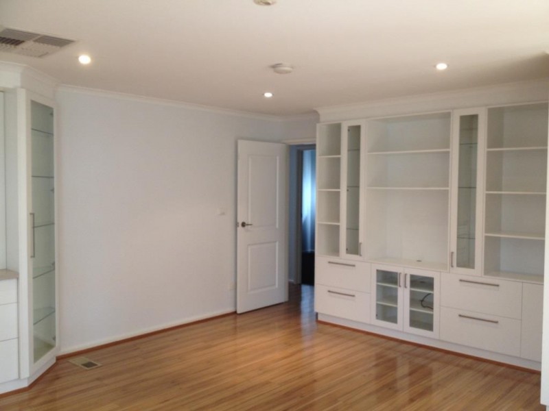 2 Oats Place, Kambah ACT 2902