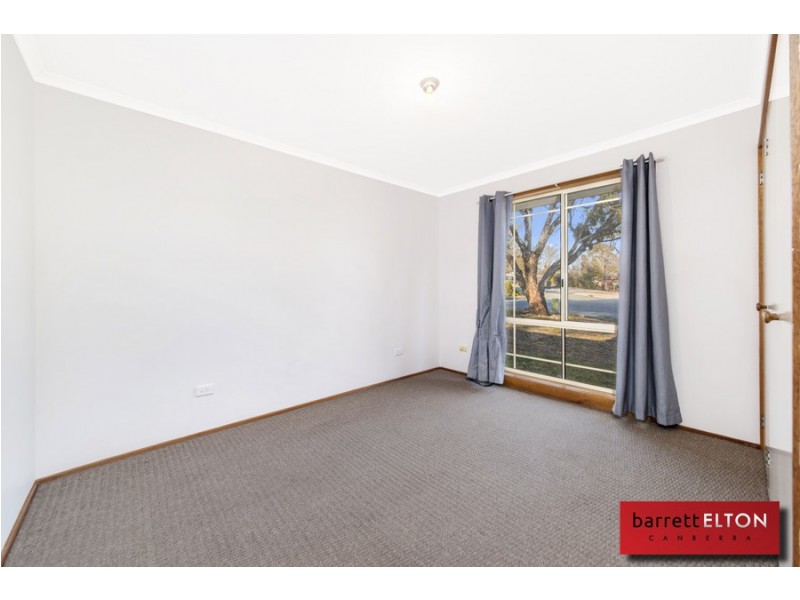 1 Hall Place, Banks ACT 2906