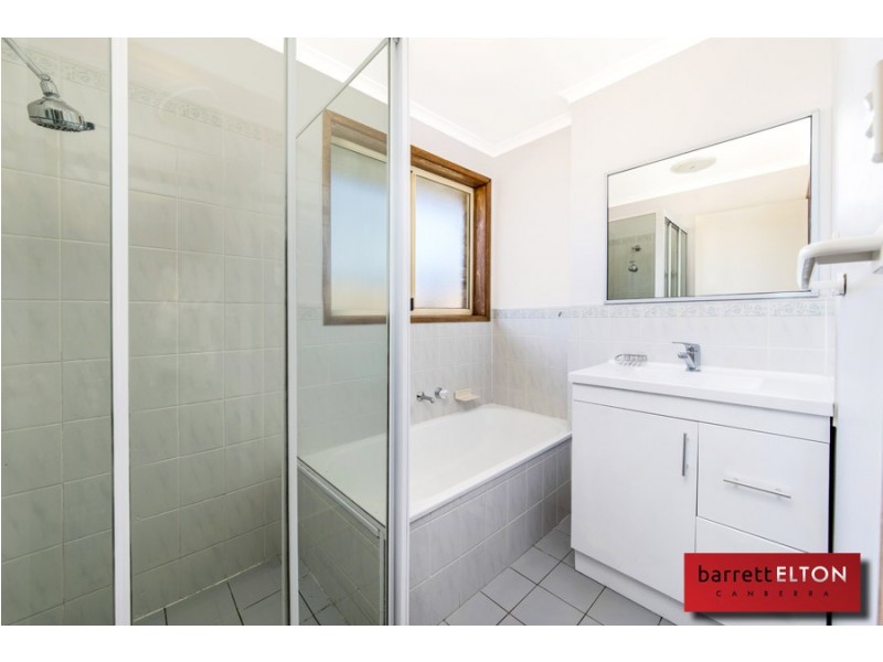 1 Hall Place, Banks ACT 2906