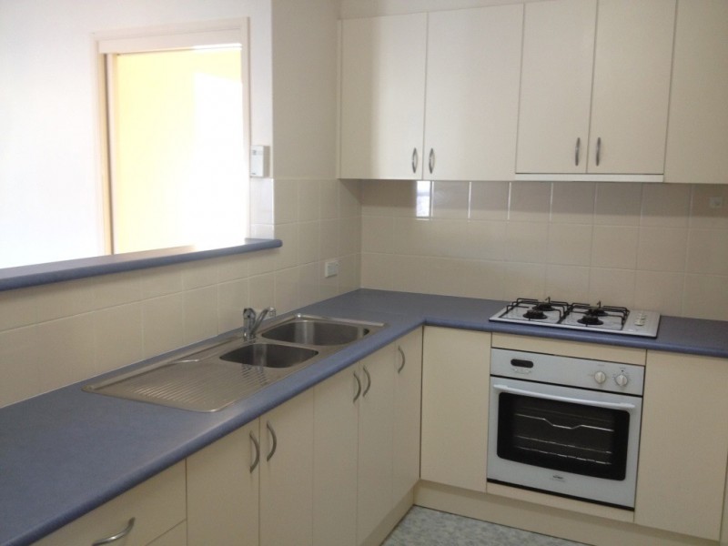 2/26 Jonsson Court, Dunlop ACT 2615