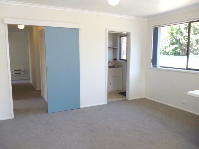 6 Warby Place, Charnwood ACT 2615