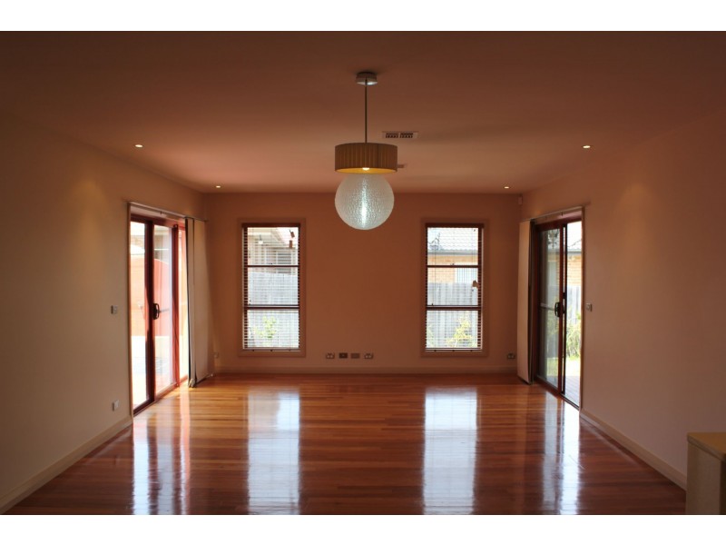 13 Morris West Street, Franklin ACT 2913